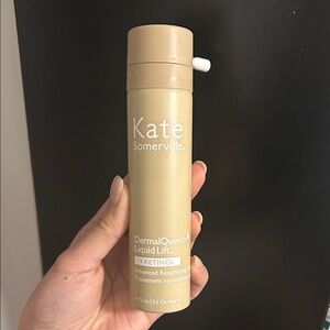 New KATE SOMERVILLE
DermalQuench Liquid Lift® + Retinol 75ml